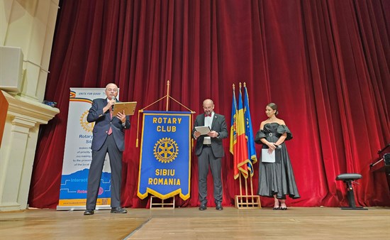 Giuseppe Botha vorne links im Bild